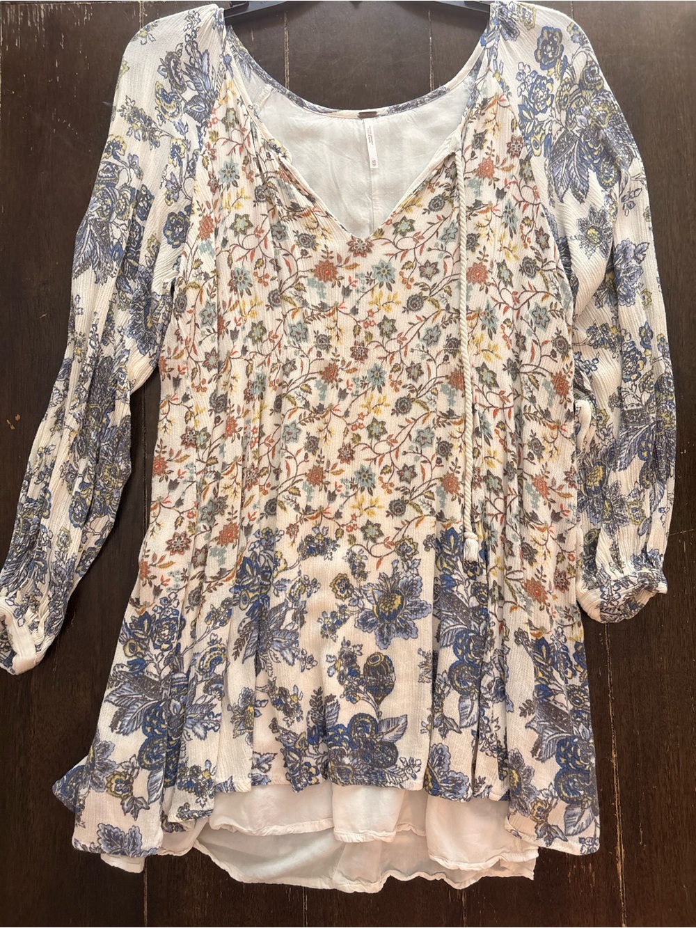 Floral V-Neck Peasant Blouse in Cream and Blue